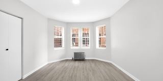 735-49 N Austin Gallery 4