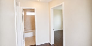 3523 J Street Gallery 5