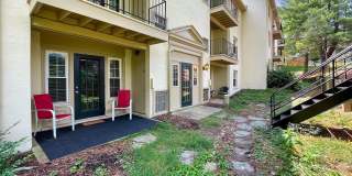 5900-L SURREY HILL Place Gallery 12