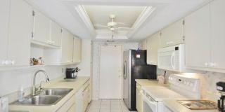 ***HIGH IN THE SKY CONDO BREATH-TAKING VIEW*** MARCO ISLAND SEASONAL or FURNISHED ANNUAL IN MARCO ISLAND *** Gallery 7