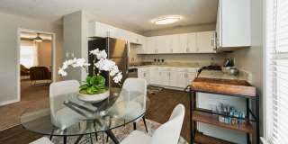 Hyde Park Townhomes Gallery 16