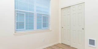 Midtown Apartments Gallery 6