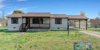 3 Bedroom/2 Bathroom Home Gallery 1