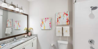 Ten 45 Suwanee Luxury Apartments Gallery 17
