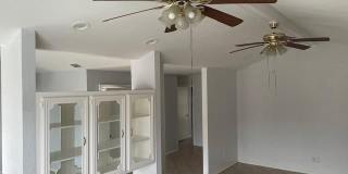 2432 W Iris Avenue Gallery 4