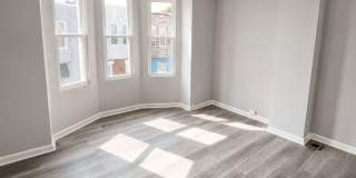 Bright, Newly Renovated 3-Bedroom Rowhome with Backyard Gallery 10
