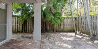 10121 NW 51st Ln Gallery 24