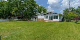 9081 Royalton Road Gallery 23