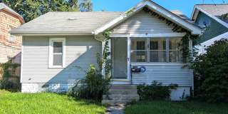 1252 Fleming, 3 bedroom house with basement and garage 1252 Fleming, 3 bedroom house with basement and garage Gallery 1