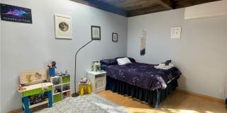 11616 Chenault Street Gallery 16