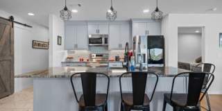 100 Bayou Point Gallery 15