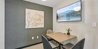 Alanna Gallery 29