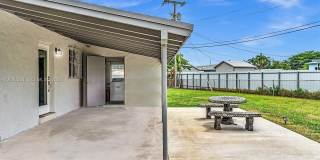 20622 NW 23rd Ct Gallery 2