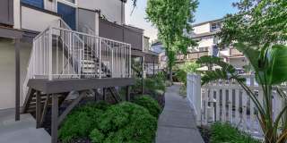 The Boulevard Gallery 18