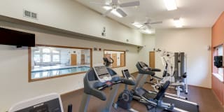 Platinum Valley Apartments Gallery 20