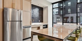 Lago Apartments Gallery 50