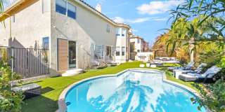 Luxury Living in Guard-Gated Royal Highlands! Gallery 34