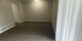 River Walk Apartments Gallery 84