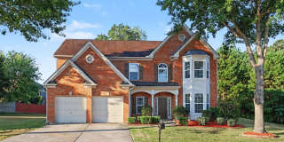 Well Maintained 4BR/2.5BA Home Near Camp Creek Pkwy! Gallery 1