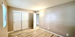 3130 E 4th Street Gallery 12