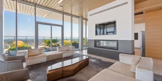 3033 Wilshire Gallery 37