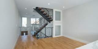 2460 Dickinson Street Gallery 31