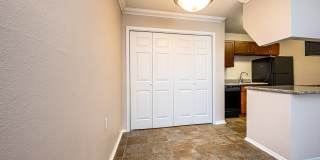 Diamond Lakes Apartment Homes Gallery 16