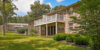 Vairo Village Gallery 33