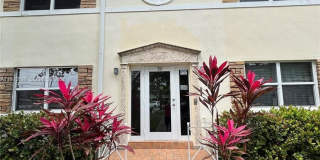 715 NE 91st St Gallery 1