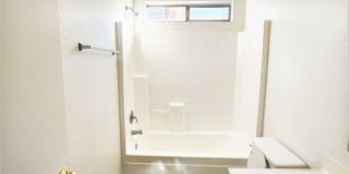 3 bed 2 bath home Gallery 18