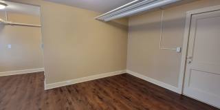 The Green Lodge Gallery 19