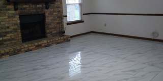 203 Driftwood St Gallery 1