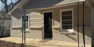 218 East Render Street Gallery 1