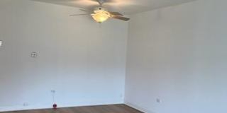 Elmhurst One Bedroom Apartment ~ Parking Included ~ Cats Welcome Gallery 4