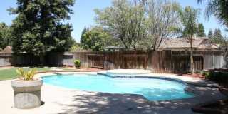13004 Hillary Way - NW - 3+2 with pool and RV parking! Gallery 3