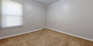 Charming 2-Bedroom Ranch for Lease in Warren Gallery 15