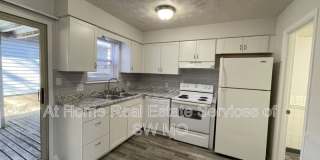 3339 E Linwood 3339 E Linwood Gallery 1