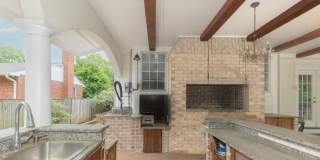 9715 SINGLETON Drive Gallery 36