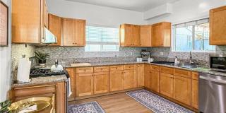 1521 W 37th Place Gallery 11