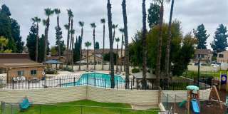 Newly remodeled 2 Bed, 1 Bath condo with garage for rent in Paradise Hills. Gallery 18