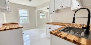 FOR RENT | 2 BEDROOMS 1 BATH FOR RENT | 2 BEDROOMS 1 BATH Gallery 1