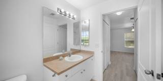 Spacious 3 bedroom 2 bathroom home in Lehigh Acres - New flooring! Gallery 22