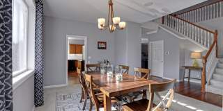 IMMACULATE & LOVELY 5 bed, 3 bath, + huge bonus room that can serve as a 5th bedroom, 2 car garage Gallery 8