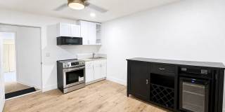 701 West Windsor Avenue - Rear Gallery 5