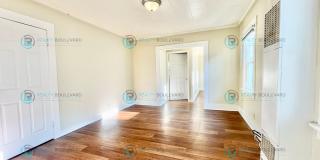 Charming Cottage-Style Home with Private Yard Near Downtown Reno Gallery 8