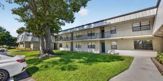 Pierce Beach Premier Apartments at Woodland Condominium Gallery 55