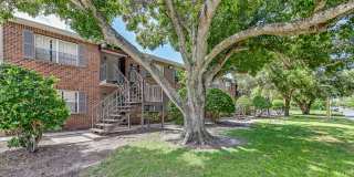 Green Oaks Apartments Gallery 17
