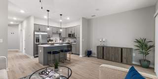 Magnolia at Powell Gallery 20