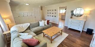 10411 FARRAR Avenue Gallery 13
