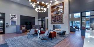 Cove at Covington Center - Apartments & Townhomes Gallery 9